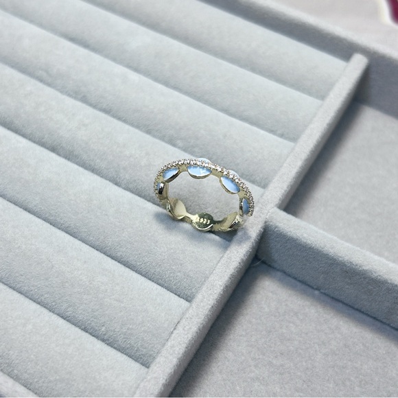 ✨NEW color LAUNCH✨s925 Stamped circle shapes adjustable ring. 3 colors for women - Picture 2 of 11